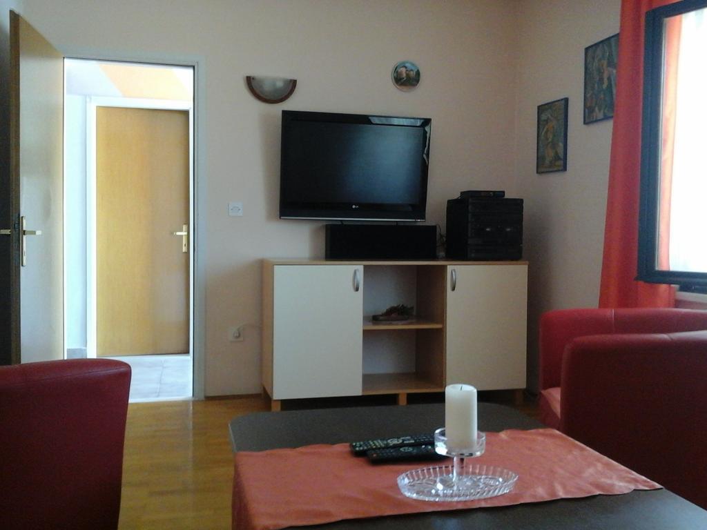 Apartments Tomovic Lumbarda Extérieur photo
