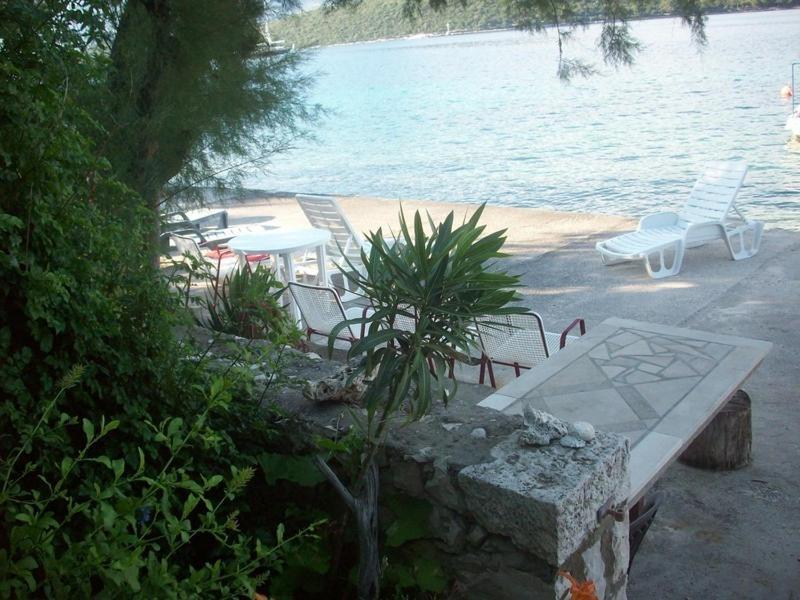 Apartments Tomovic Lumbarda Chambre photo